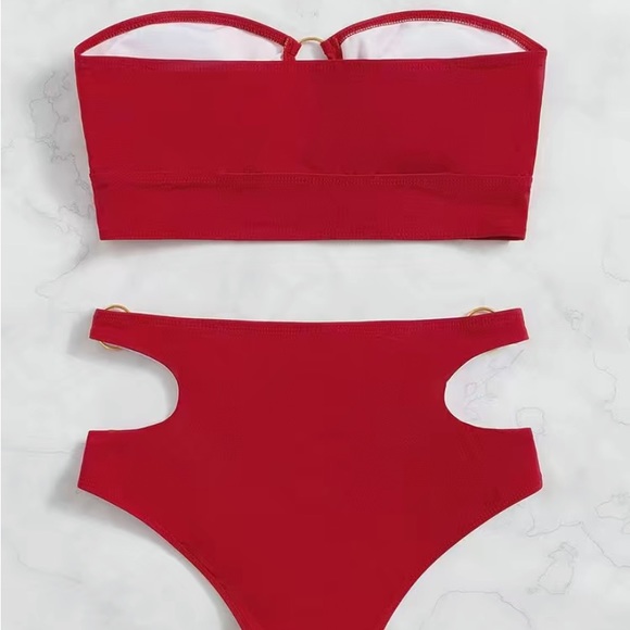 🆕Ring-linked Cut Out Bandeau Top w/ Wide Trim High Cut Bottom: Bikini Set🌹Red - Picture 5 of 10